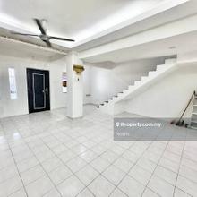 Fully Renovated Kitchen Fully Extended Freehold