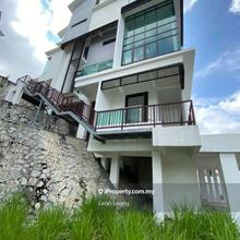 Semi-D house @ Kingsley Hills For Sale