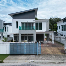 Freehold non bumi low density gated good condition good fengshui