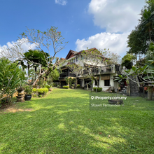 Gated & Guarded. Private. Large garden areas. 