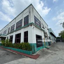 Factory for sale in Bukit Kemuning, Freehold, facing main road