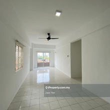 Well Maintain unit - Jalil Damai Apartment for Sale
