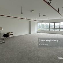 Walking distance to MRT within 5min 