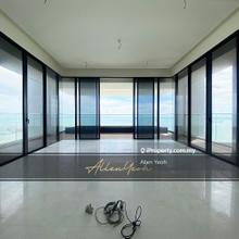 Setia V Residence, 4118sqft Private Dip Pool Seaview, Gurney