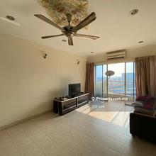 4r2b opposite LRT station for rent