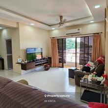Freehold and low floor with good enough view.