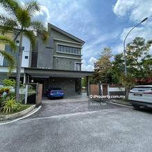 Fully renovated corner with extra land 