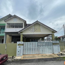 Mat Kilau Fully Renovated 2 Story Semi D Cornerlot House