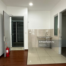 2 room partly furnished to rent facing pool Nice unit 2 parking