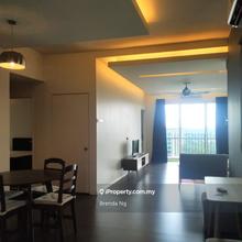 Zenith residence tastefully renovated 1173sf 3r2b for sale