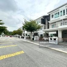 Tiara south 3 Storey Fully renovated fully furnished 22 x 75 semenyih