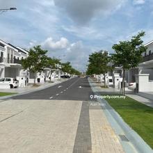 Terrace house for Sale