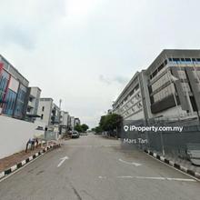 70 x 120 / Extension ( 2.5 Storey Semi-D Factory ) Desa Aman Kip
