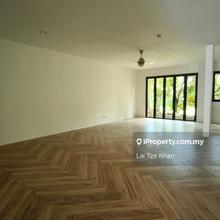 Below Value 3-Storey Academia Lane @ Kota Samarahan