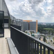 Freehold Radia Residence 3 Bedroom 1 Storeroom Penthouse for Sale