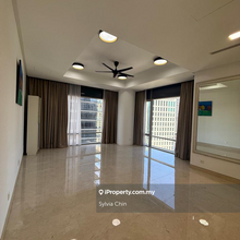 Short walk to Mrt & Monorial  station, next to Pavilion Mall