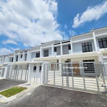 The Straits View Link @ Permas Jaya Double Storey Terrace For Sale