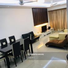 Well maintain house, affortable price, freehold, walk distant to LRT