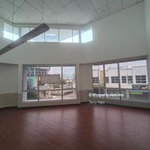 Corner unit Shoplot at Bandar Laguna Merbok For Rent