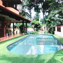 Urgent sale, big land size with swimming pool, well maintained.
