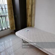 Pj-S14-Millenium Place Condo - Next to LRT & Retails & Restaurants