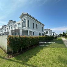 Eco Tropics Millsgate Nettleson double storey endlot house 
