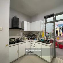 All Seasons park 887 Sqft Middle Floor Renovated Unit Worth Deal