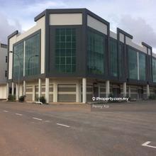 Three storey corner unit shop office for rent @ Jalan Jenahak