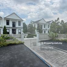Eco Botanic @ The Leaken 2.5 Storey Link Garden House For Rent