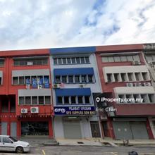 Old klang road kuchai lama 2 storey freehold shop