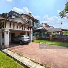 Gated & Guarded Corner 2-Storey Terrace With Flat Spacious Driveway