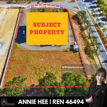 For Rent / K K I P Beside Main Road Corporate Building / Spacious Area