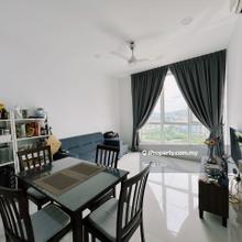 Spacious unit, Peace Pool view, 6km to Klcc