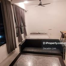 A minute away to Subang Jaya KTM & LRT station Nearby shopping malls.