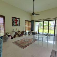 East Ledang @ Bungalow House