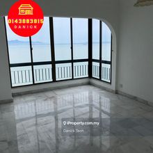The Reef 1098sf Seaview and Hillview Condo Located in Batu Ferringhi 