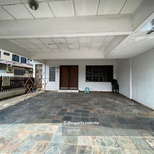 Lorong seri Kuantan double storey house end lot fully furniture rent
