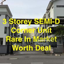 Vista Jambul 3 Storey Semi d 3289 Sqft Corner unit Rare In Market