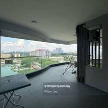 Rare Unit 1548sf