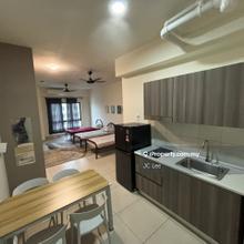 November only available for rent, fully furnished, only suit for 3 pax