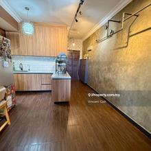 Unit Come With Fully Renovated & No Block View 
