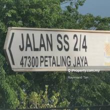 Short walk to LRT station or chow yang