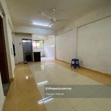 Pangsapuri Tanjung Easy Access To Public Transport (MRT) For Rent!