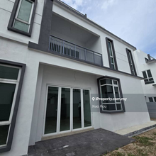 For Sales Klebang Utama, Phase 3 2.5 Storey Semi D 