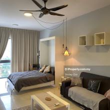 Fully furnished unit, walking distance to ppum