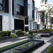 Seri kembangan equinpark sunway easwood for sale 