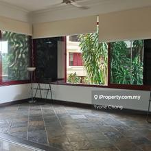 Corner unit pool view 