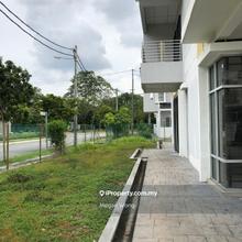 Terrace house for Sale