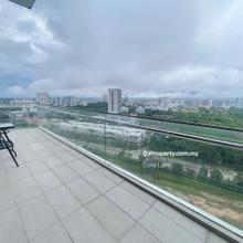 Penthouse unit, super nice view and good unit condition,whatsapp now !