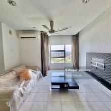 Near LRT Freehold Desa Impiana Condominium Puchong Selangor For Sale